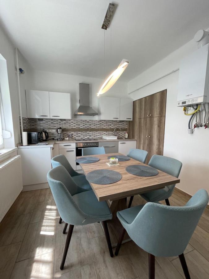 Thermal Next I Weninger Apartman Kiskunhalas Eksteriør bilde